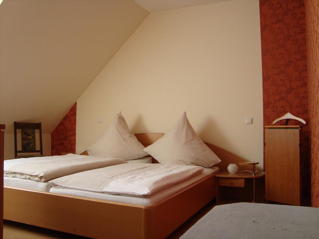 Hotel In Der Kaiserau Kamen Room photo